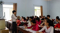 Chức danh khoa học ở Việt Nam: Để không còn “chiến dịch” làm GS, PGS